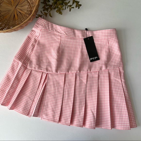 SOLD NWT Nasty Gal Check Print Pleated Mini Skirt - Picture 2 of 7